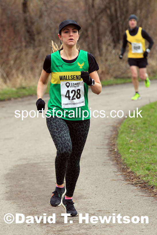 Senior women and veteran women and men over-50s NECAA Road Relay Champs., Hetton Lyons Park, Hetton le Hole, County Durham. Photo: David T. Hewitson/Sports for All Pics